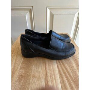 Safe T Step Womens Slip On Low Top Loafer Black Size 6.5W / Eur 38 Sku 2795